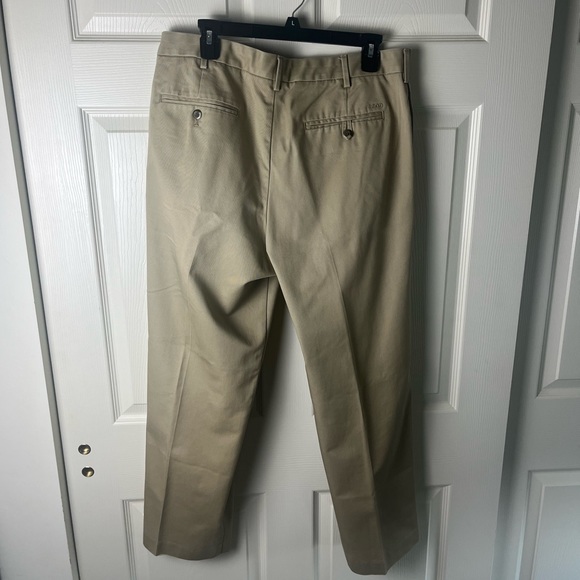 Izod khakis - Picture 3 of 5